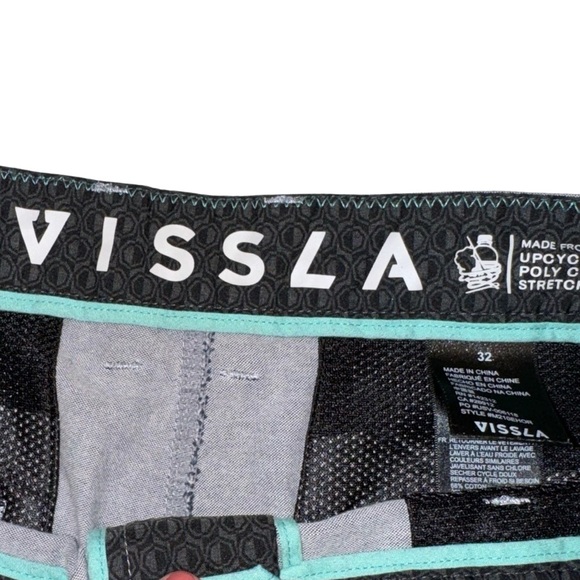 Vissla Shorts Mens size 32 Gray Casual Upcycled Poly Stretch Pockets - Picture 8 of 8